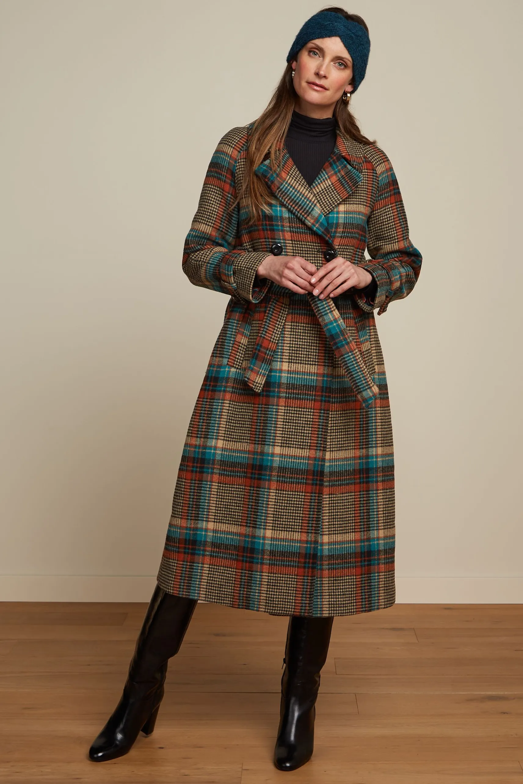 Martia Raglan Coat Fitz Check